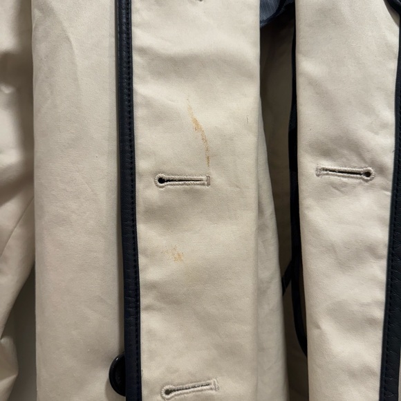 Coach Beige Women’s Trench Coat with Black Trim - Picture 5 of 5